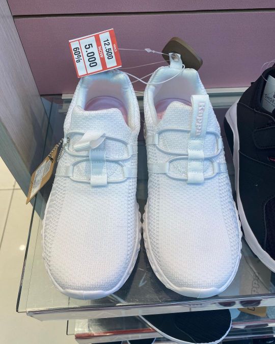 136737180_194058712414957_5587839483270824583_n (1)