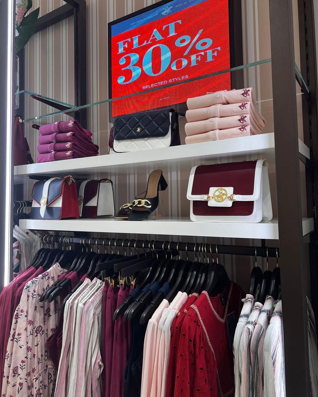 348679519_2116459955224241_8080468619010476469_n